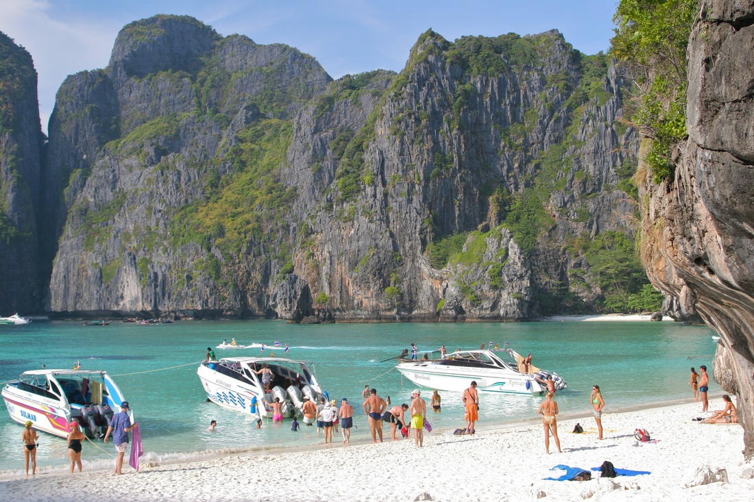 The beach Ko Phi Phi Thailand