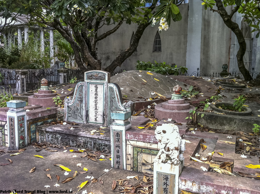 Chinese Cemetery, Tomb Tortoise, Manila, Philippines © Patrik Lord Travel Blog