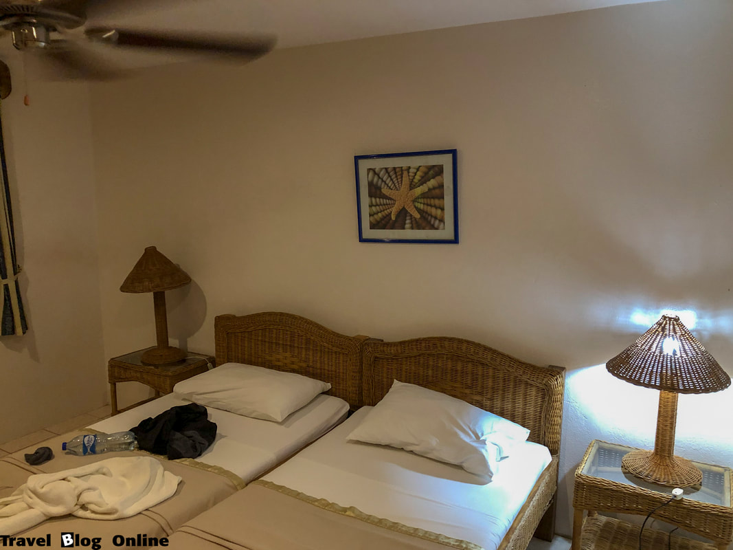 Easy Diving and Beach Resort, Sipalay, My room, Philippines © travelblogonline.com