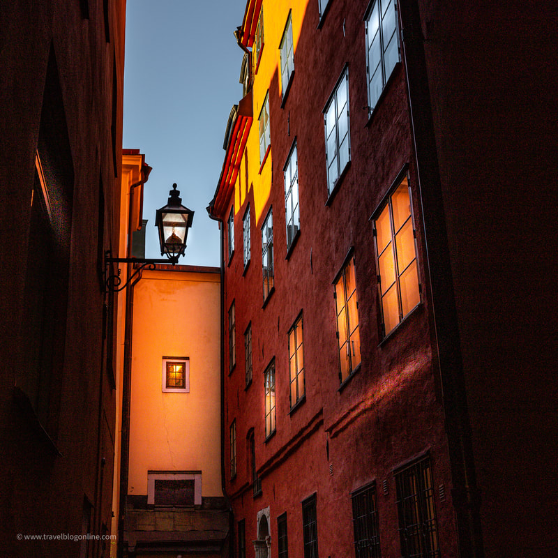 Old Town, Stockholm, Sweden © www.travelblogonline.com, shadow play