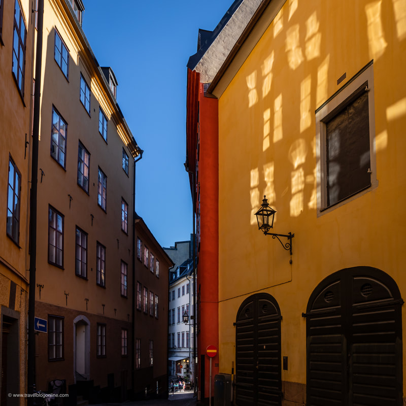 Old Town, Stockholm, Sweden © www.travelblogonline.com, shadow play