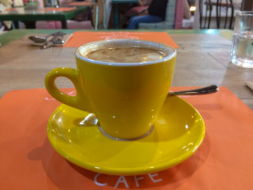 Review of Chapters Café, Cafe Latte, Dumaguete, Negros, Philippines © Patrik Lord Travel Blog