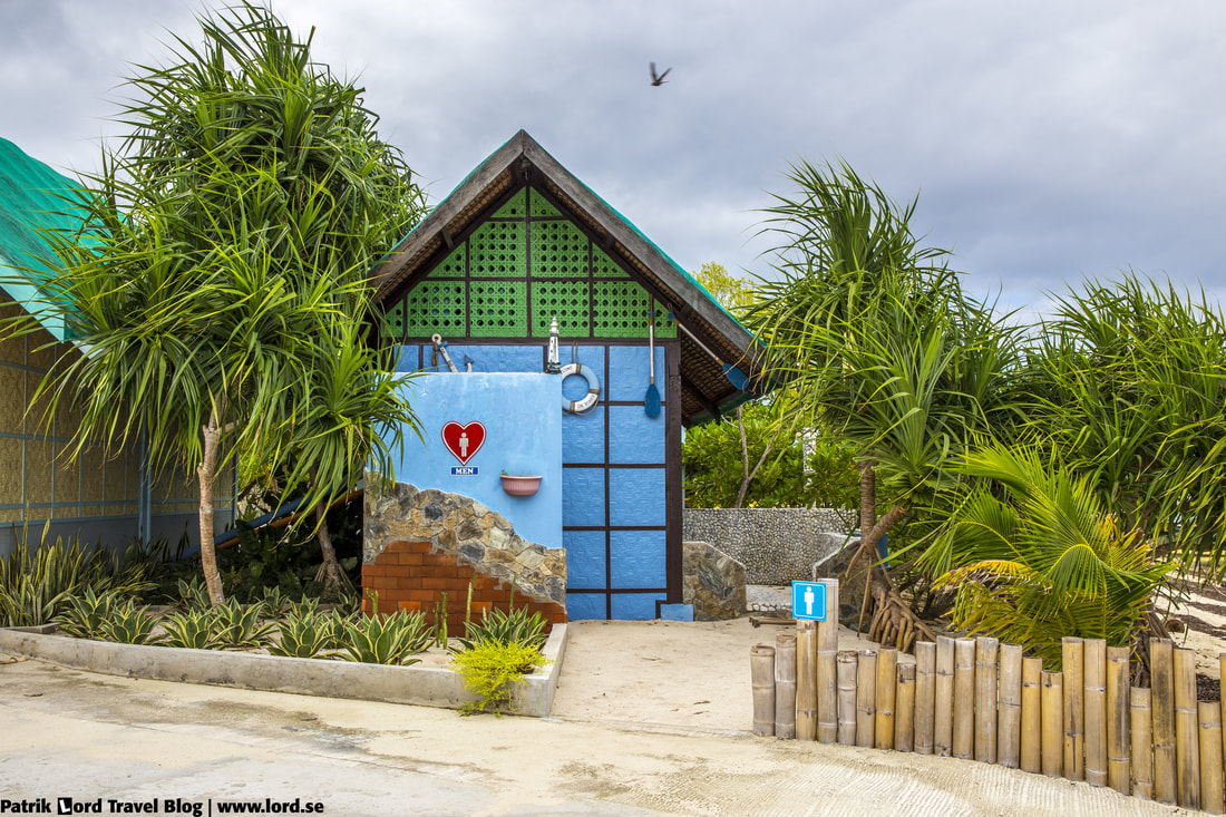 Virgin Island comfort room outside Panglao Philippines © Patrik Lord Travel Blog
